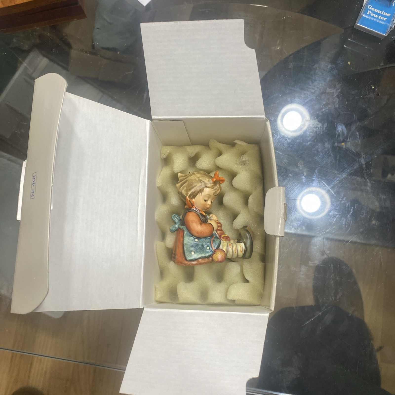 Goebel Hummel “Knit One, Purl One” Hum 432 Figurine w/ Box (1986)