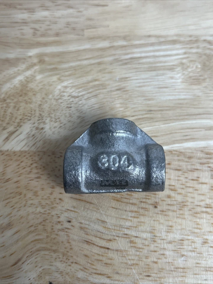 Quantity 10 - MB 304 SS Female Tee 1/8" FNPT, SS-2-T - New - Image 2 of 4