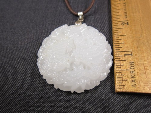 Beautiful carved white stone large dragon pendant 16" leather sterling necklace - Picture 6 of 6