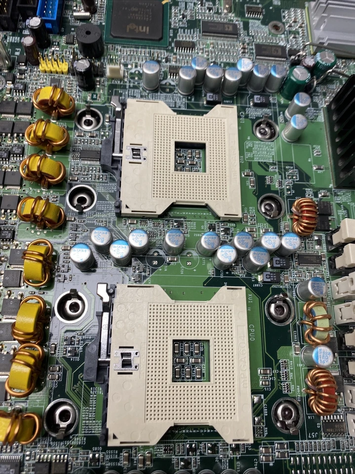 TYAN S2676 Thunder I7525 Motherboard DDR2 SOCKET 604, No CPU, 2GB RAM - Image 4 of 4