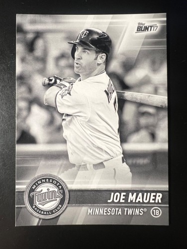 Joe Mauer [Black] #152 2017 Topps Bunt card
