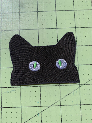 BLACK KITTY PATCH GREEN EYES IRON-ON W/INSTRUCTIONS SILKY
