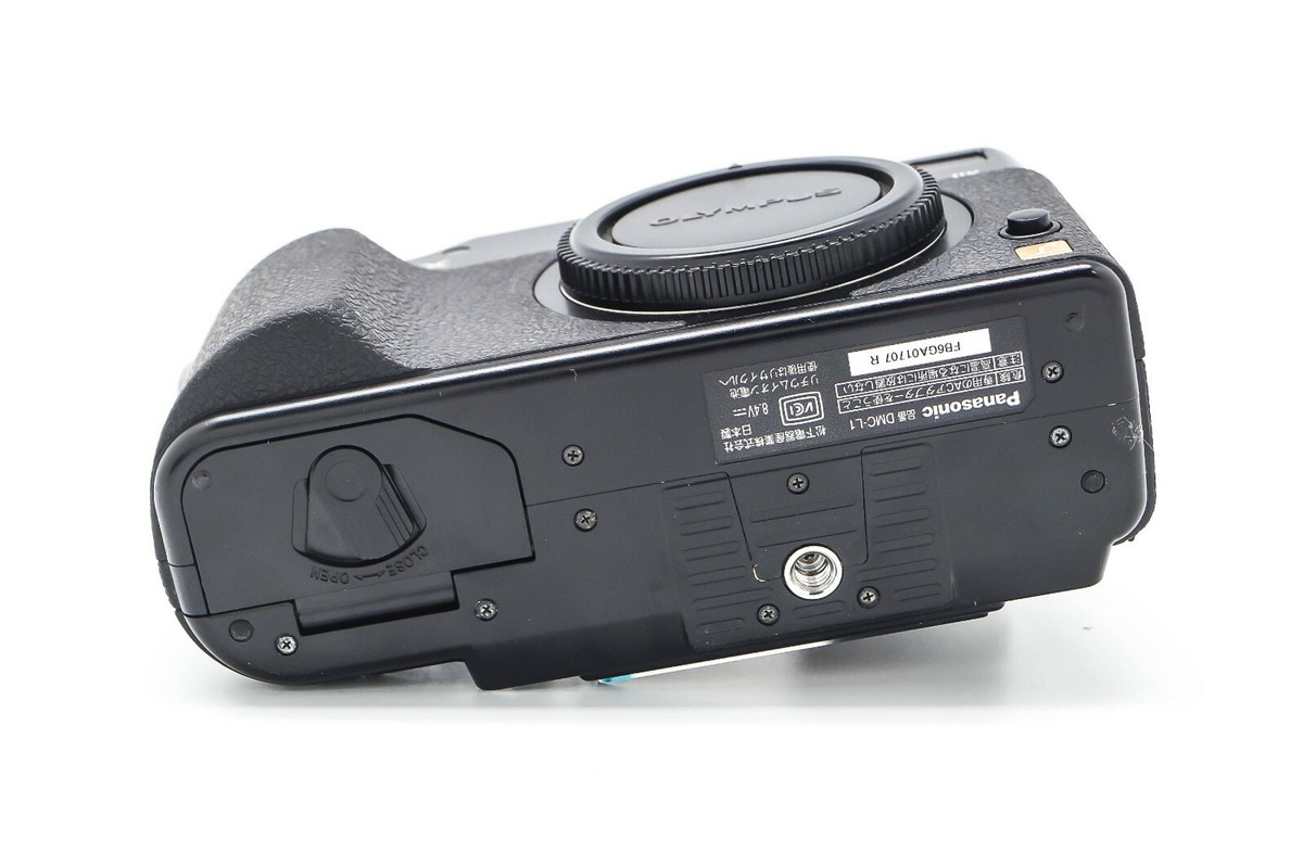 Panasonic LUMIX DMC-L1 7.5MP 4/3 Mount Digital Camera Body | eBay