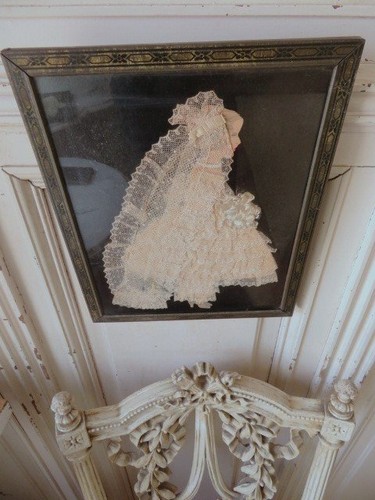 BEAUTIFUL Vintage Framed Ribbon Work LACE EMBELLISHED Paper Woman BRIDE - Picture 12 of 12