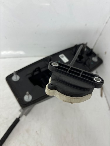 AUDI A4 B9 8W (2016) GEAR LINKAGE EMERGENCY RELEASE CABLE 8W0713052K - Picture 2 of 9
