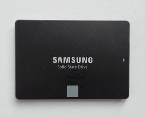 250GB Samsung SSD 850 EVO MZ-75E250B/EU SATA III 2,5"