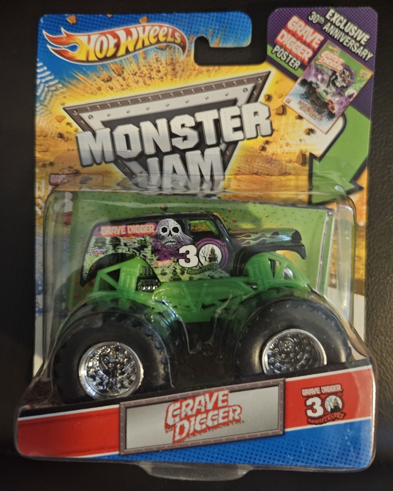 💀🔥 Hot Wheels Monster Jam Grave Digger 30th Anniversary Exclusive Truck 🔥💀