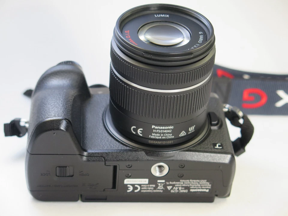 Panasonic Lumix DMC-G70 Kamera mit Vario 14-42 mm Objektiv, Foto 4 von 5