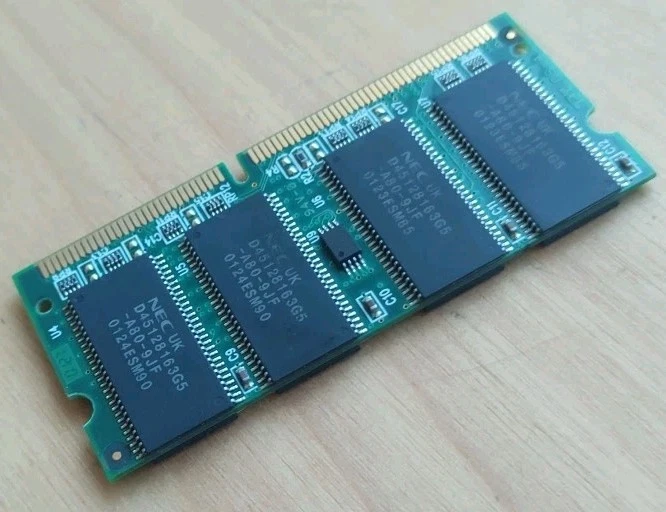 128MB SO-DIMM RAM Memory From Acer TravelMate 529ATXV Laptop, 144pin, 3.3V - Image 4 of 4