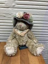 Russ Berrie Co. Clarissa Bear