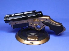 BATMAN DARK KNIGHT GRAPPLING LAUNCHER PROP REPLICA DC DIRECT NO BOX