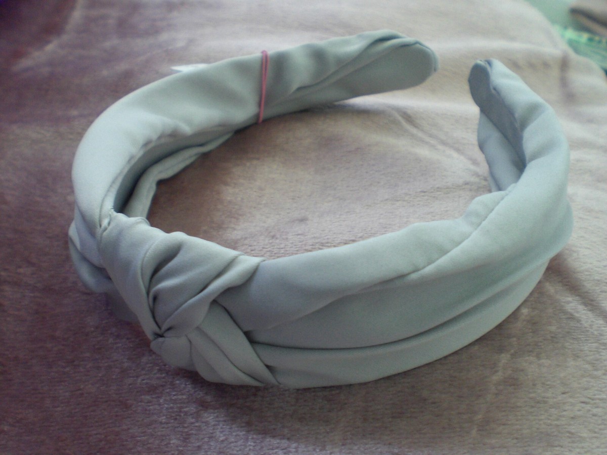 GREY SILVER KNOT DESIGN FABRIC HAIR BAND NEW ON TREND UK