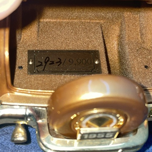 1955 chevrolet bel air LE Gold 1:24 Scale Franklin Mint Broken Mirror - Picture 9 of 11