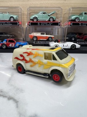 Very Nice Vintage Tyco Curve Huggers HP2 Slot Car Custom De Chromed Flame Van