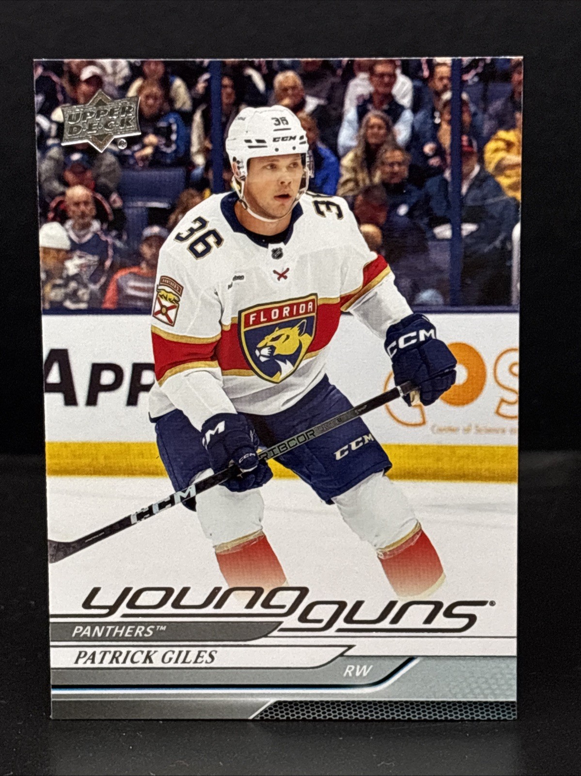 2024-25 Upper Deck Series 2 Young Guns Patrick Giles #476 (RC)