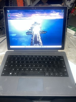 Microsoft Surface Pro 4 M3-6Y30 4GB RAM 128GB M2 SSD Windows 11  installed