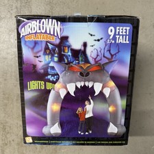Rare Gemmy 2005 9ft Gargoyle Monster Archway Halloween Airblown Inflatable Vtg