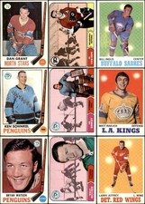 Lot of (415) 1968-72 Assorted Topps Hockey VGEX to EXMINT *GMCARDS*