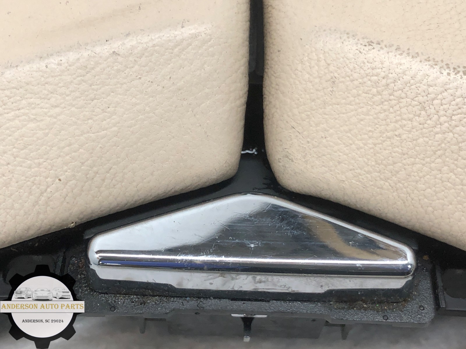 2014-2021 MASERATI QUATTROPORTE CENTER CONSOLE ARMREST STORAGE LID OEM #NOTE