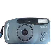 Fuji DL-550 Zoom Date / Point&Shoot / 35mm / Kamera / Analogkamera