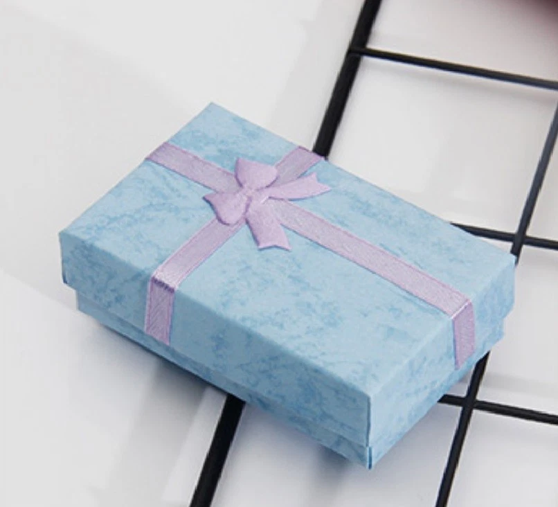 Anillo de banda de borde redondo clásico de ajuste cómodo relleno de oro blanco de 18 quilates tamaño, 6-12 R253 Foto 4 de 4