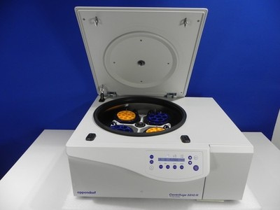 Eppendorf 5810R Refrigerated Centrifuge w/ S-4-104 Rotor, Buckets & Adapters