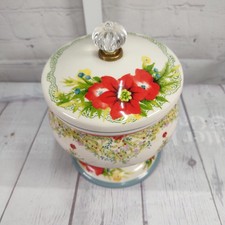 Pioneer Holiday Seasonal Décor for sale