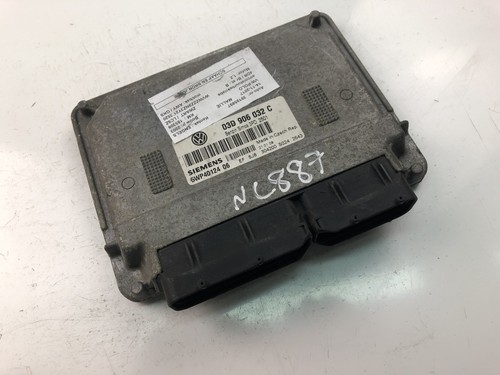 VW POLO 9N Motorsteuergerät ECU 03D906032C 2003 18046180