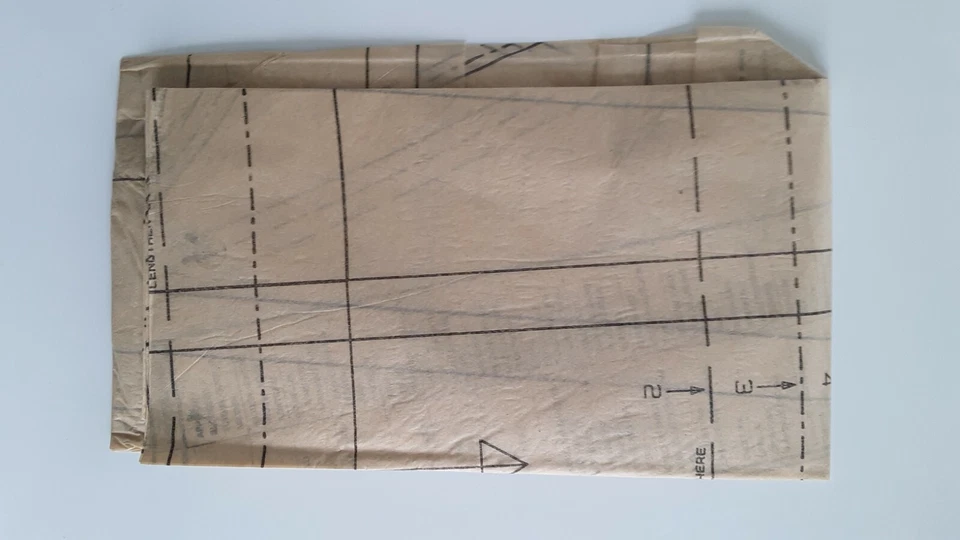 BUTTERICK #4833 GIRLS TODDLER SIZES 2-3-4 DRESS AND HEADBAND PATTERN UNCUT - Image 4 of 4