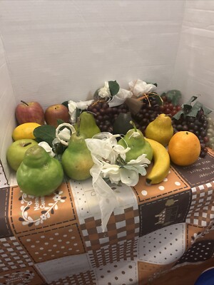 RARE VINTAGE 17 PC NOVELTY FRUITS VEGATABLES LOT GRAPES ORANGES PEARS APPLES ETC