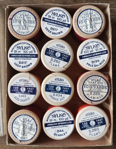 Vintage Box Dewhurst’s Sylko Machine Twist Cotton Reels Thread Red Orange Brown - Picture 3 of 8