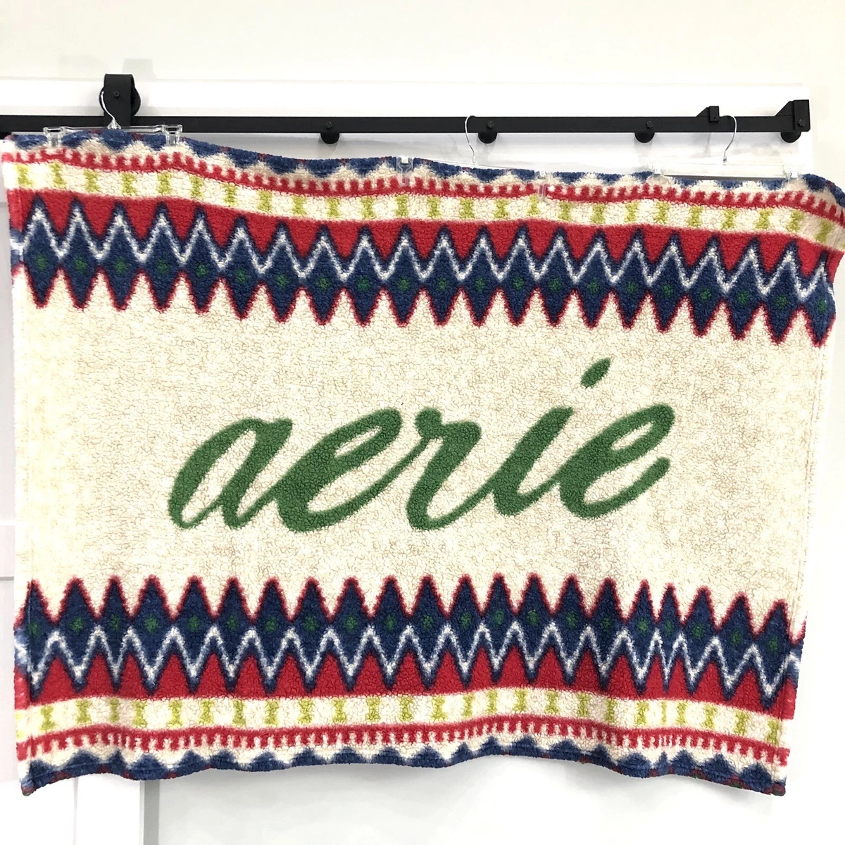 Aerie fuzzy 2025 blanket