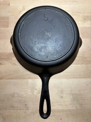 Lodge #5 Single Notch Cast Iron Skillet Vintage Restored Pan
