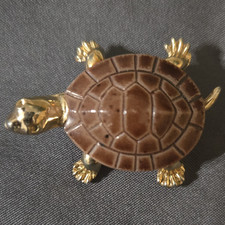 Gold Tone Metal Brown Turtle Shell Brooch Pin Animals  Insects Theme