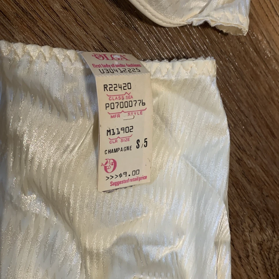 Juego de sujetador OLGA 34/B Panty 5/S años 60 hecho en EE. UU. Foto 3 de 4