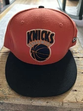 New Era NBA New York Knicks 59FIFTY Fitted Cap Orange Black Size   73/8
