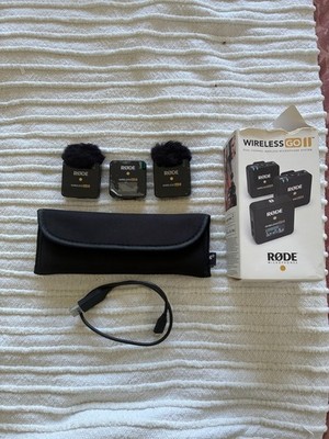 RODE Wireless GO II Dual Wireless Mic System + RODE Lavalier Lapel Mic - Boxed