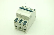 Altech Corp. 3Z15UM Circuit Breaker 3 Pole 15A 480Y/277VAC New