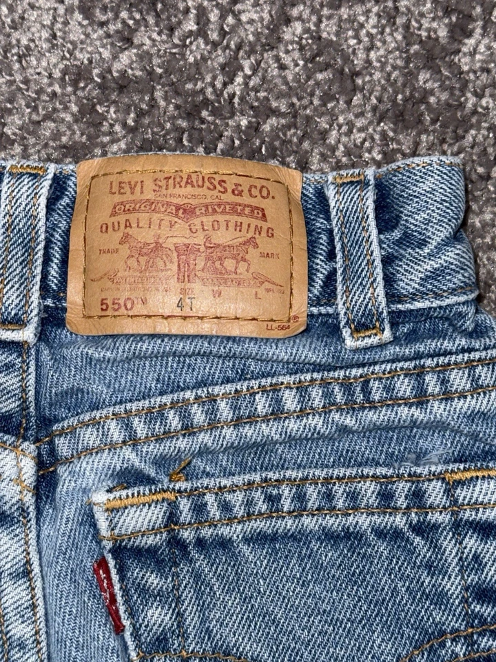 Pantalones Cortos de Jean Levi's 550 Vintage Años 90 Niño Pequeño Talla 4T Etiqueta Blanca Pantalones Cortos de Denim Foto 3 de 4