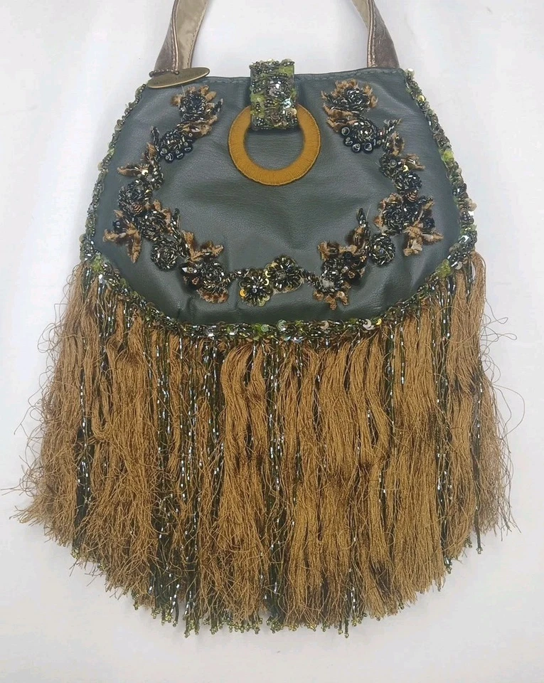 Hermoso Bolso de Mano Pequeño Mary Frances Verde Marrón Floral con Cuentas Flecos  Foto 2 de 4