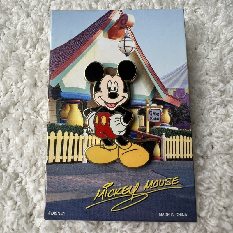 Disney Mickey Mouse Signature House Card Background 2008 Pin