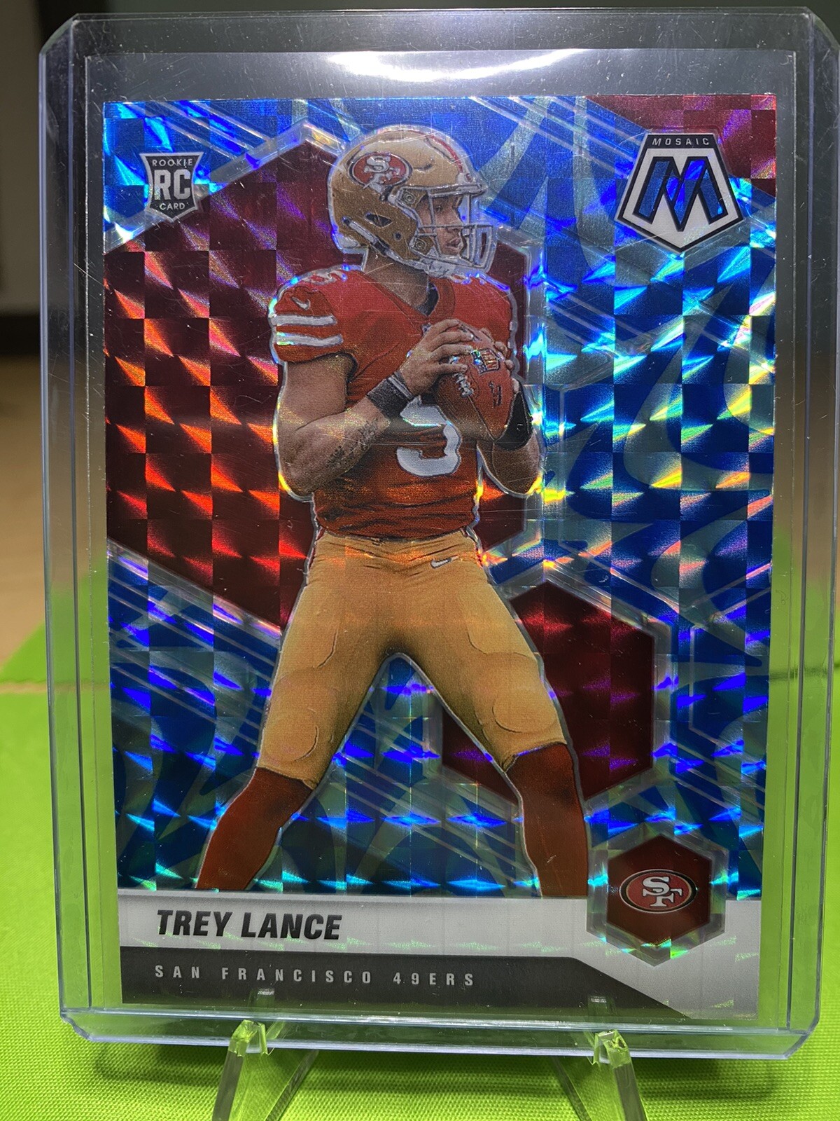 🔥2021 Mosaic Trey Lance Reactive Blue RC #303🔥