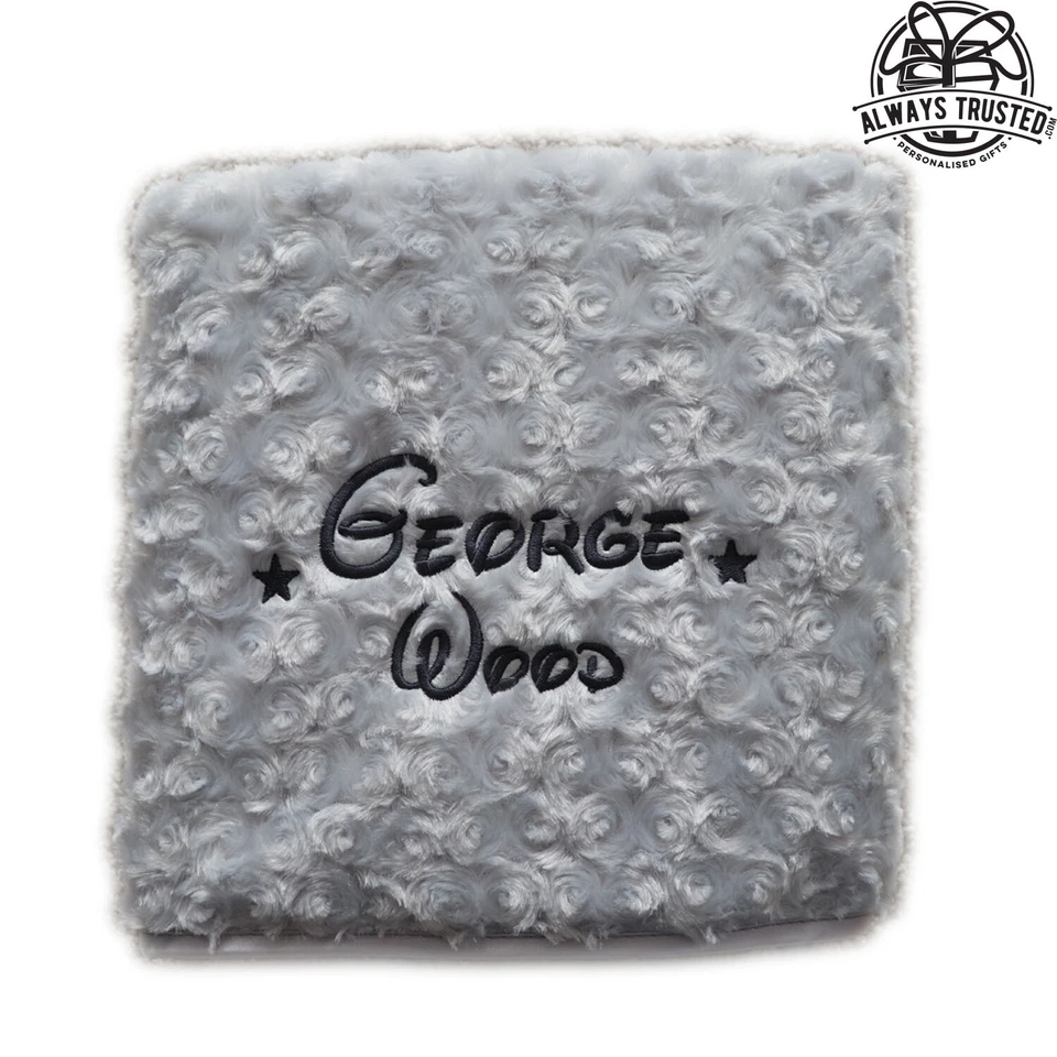 MANTA DE BEBÉ PERSONALIZADA BORDADA SUAVE ESPONJOSA REGALO DISNEY Foto 2 de 4