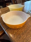 Vintage Pyrex Cinderella Casserole Dishes Town And Country – 1 & 1.5 pt. LIDS