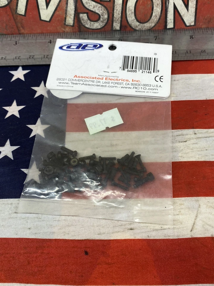 TEAM ASSOCIATED # 21146 18t screw set new in pack - Image 4 of 4