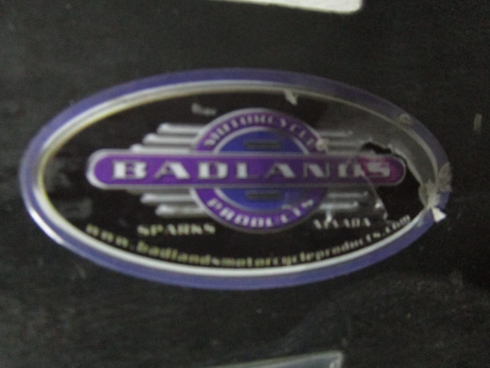 Marco de matrícula no plegable Harley Davidson V-Rod Badlands NEGRO Foto 4 de 4