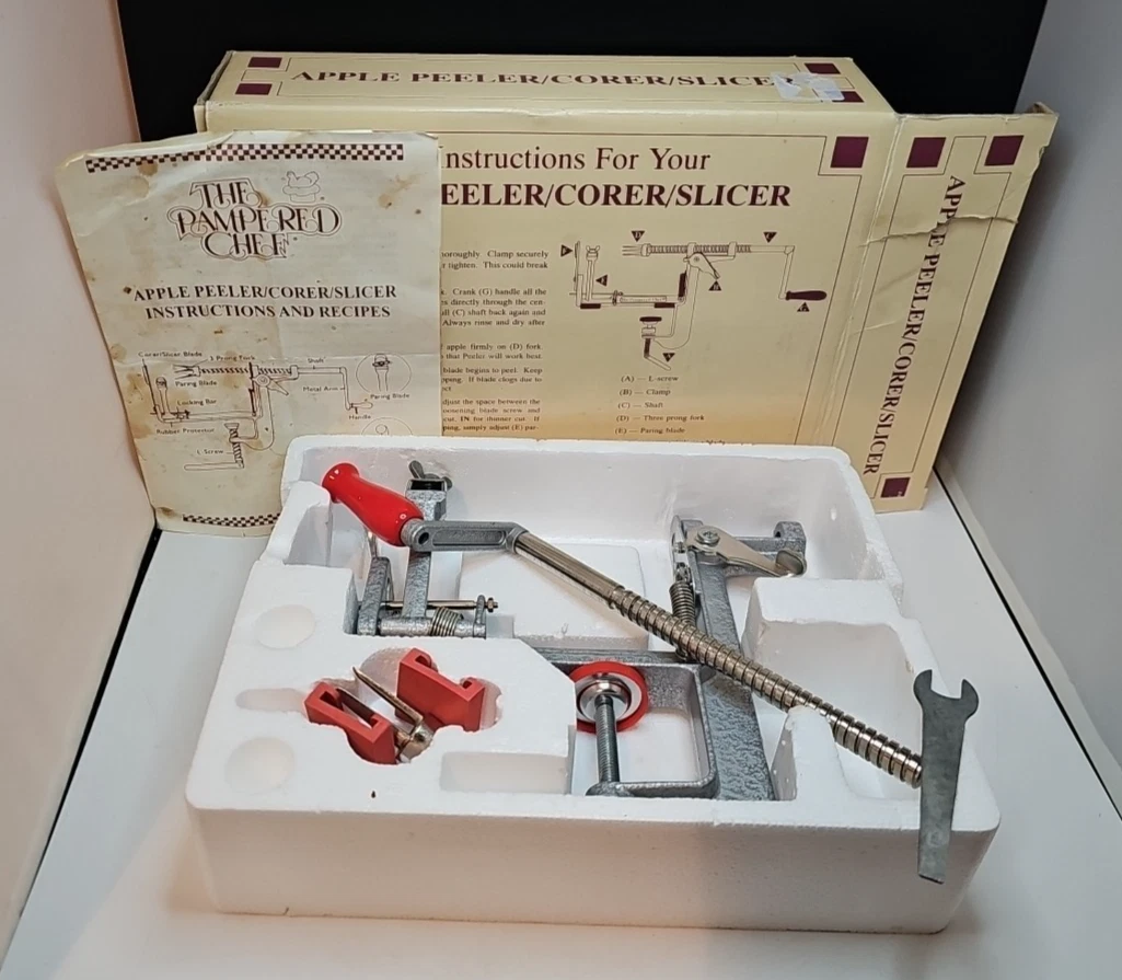 Preowned in box - The Pampered Chef 2430 Apple Peeler Corer Slicer