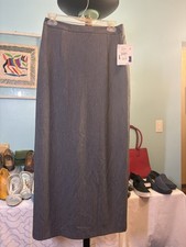 Vintage long Gray Liz Claiborne Pencil Skirt 90s size 4, NWT, 38 L