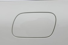 VW Touareg 7L Tankdeckel Deckel Tank Tankverschluß weiß LR9A