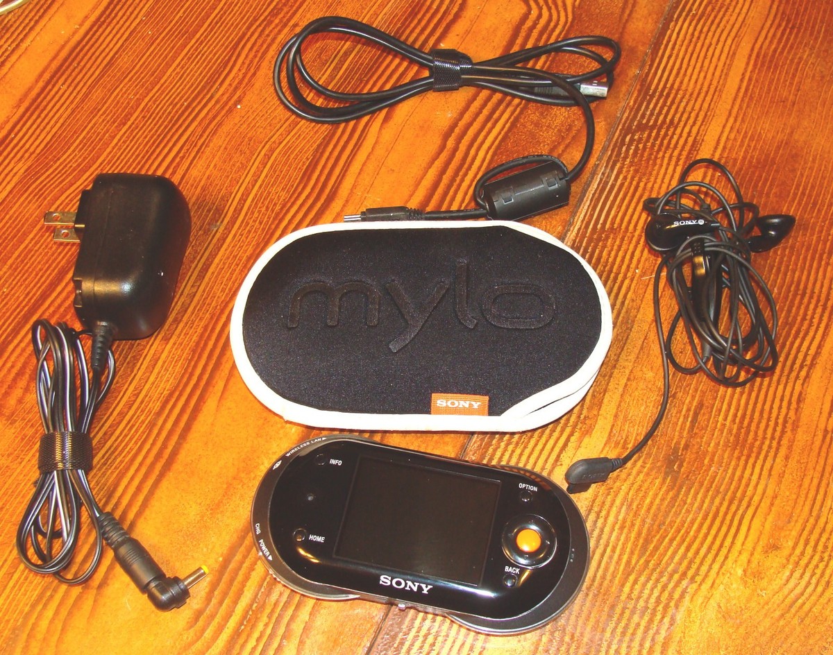 SONY Mylo Com-1 Personal Communicator with charger, USB cord and